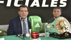 Mauricio Sulaimán en conferencia de prensa