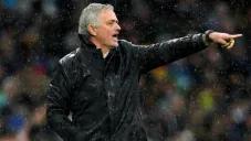 Mourinho dirigiendo al Tottenham