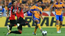 Pacheco barre sobre David Toledo