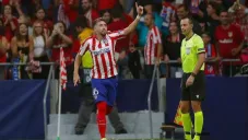 Héctor Herrera festeja gol con el Atlético de Madrid