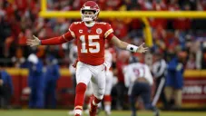 Mahomes celebrando touchdown