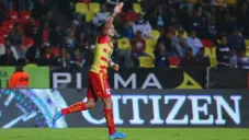 Sebastián Vegas durante un partido con Monarcas