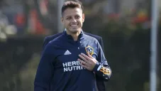 Chicharito, en un entrenamiento con el Galaxy