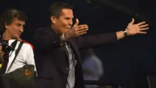 Julio César Chávez en conferencia de prensa