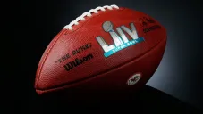 Ovoide con el logo del Super Bowl