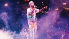J Balvin, durante un show
