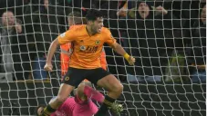 Raúl celebra un gol ante el City