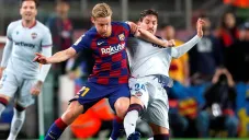 DT del Ajax criticó rol ofensivo de De Jong en Barcelona