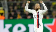 Neymar celebra un anotación con el PSG