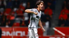 Javier Abella durante un duelo con Atlas