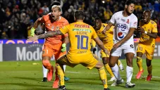 Nahuel Guzmán celebra su anotación en el Volcán