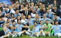 La Lazio levanta la Supercopa en Riad