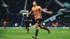 Raúl Jiménez se lució con golazo contra Tottenham