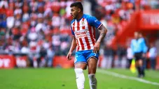 Alexis Vega en partido con Chivas