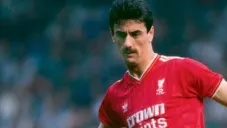 Ian Rush, durante un juego del Liverpool