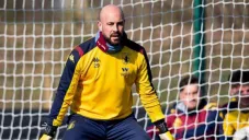 Pepe Reina, en un entrenamiento del Aston Villa