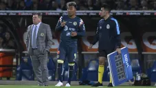 Roger Martínez durante el partido con América