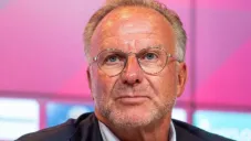Rummenigge sugirió que la Bundesliga 20-21 arranque en invierno