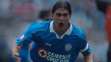 Palencia, en festejo de gol con Cruz Azul