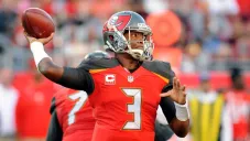 Winston nunca pudo brillar con Tampa Bay en la NFL