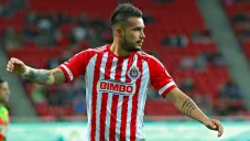 Michel Vázquez durante un partido con Chivas