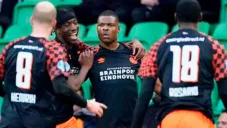 Festejo de jugadores del PSV