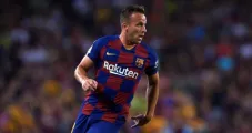 Arthur en un juego con el Barcelona en La Liga