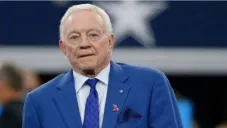 Jerry Jones en un juego de los Cowboys