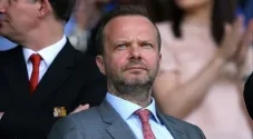 Vicepresidente del Manchester United le comentó a los aficionados que no habrá muchos fichajes en verano