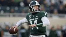 Patriots firmaron a dos quarterbacks que no estaban en el Draft