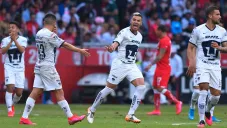 Barrera celebra una anotación con los Felinos