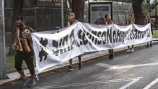 Jugadores de Leones Negros se manifiestan por la abolición del Ascenso