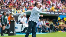 Fernando Quirarte durante un partido de leyendas