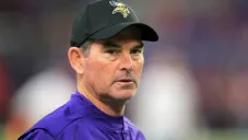 Mike Zimmer, coach de Vikings prepara el inicio de la NFL con su hijo