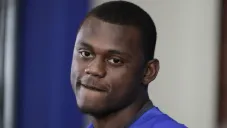 Jugador de Giants se entregó a la policía por cargos de robo y asalto en su contra