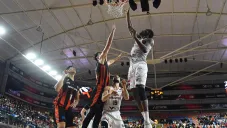 Un juego entre Astros y los Soles