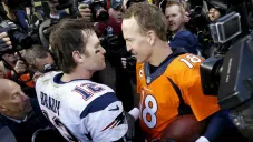 Brady y Manning en saludo