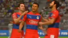 Jugadores de Chivas celebran un gol en la eLigaMx