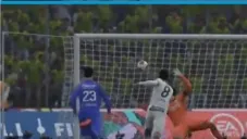 Dario Lezcano marca una anotación