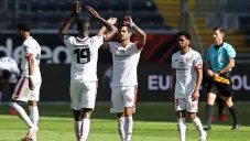 Jugadores del Mainz celebran la victoria