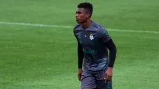 Félix Torres durante un entrenamiento con Santos