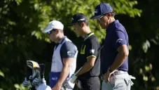 Los jugadores durante el minuto de silencio