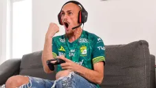 Nico Sosa celebra el gol de la victoria ante América