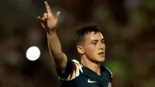 Federico Viñas, festeja gol con América