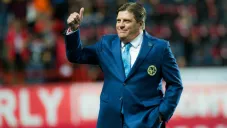 Miguel Herrera durante un juego del América