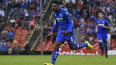 Jonathan Borja celebrando una anotación con Cruz Azul