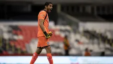 Jesús Corona en un partido con Cruz Azul