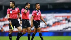 Árbitros previo a un partido