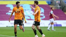 Jiménez en un juego con los Wolves