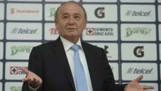 Billy Álvarez, durante una conferencia de prensa